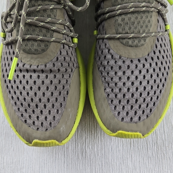 Sorel Kinetic Breakthru Lace Up Sneakers Womens Size 9.5 Olive Green Neon Yellow - Picture 4 of 16